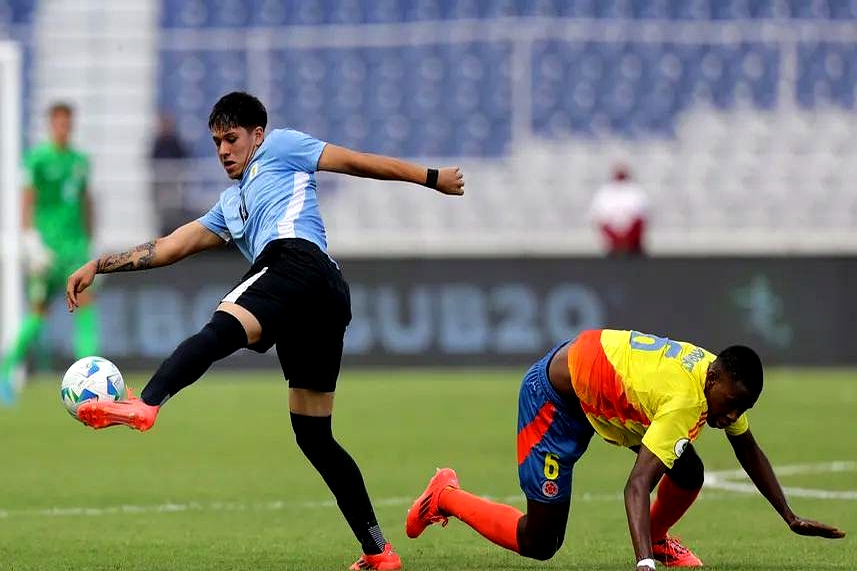 哥伦比亚队在比赛中吸引人们的关注