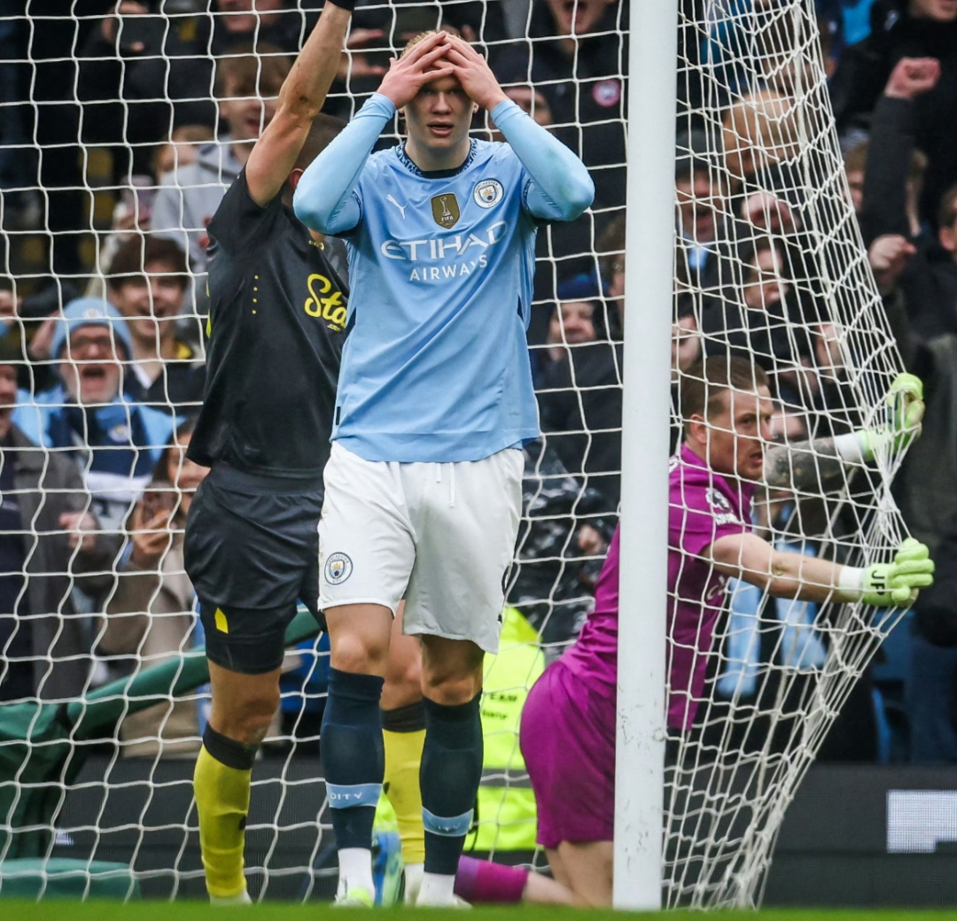 -关于曼城后场稳固把守，取得连胜势头的信息