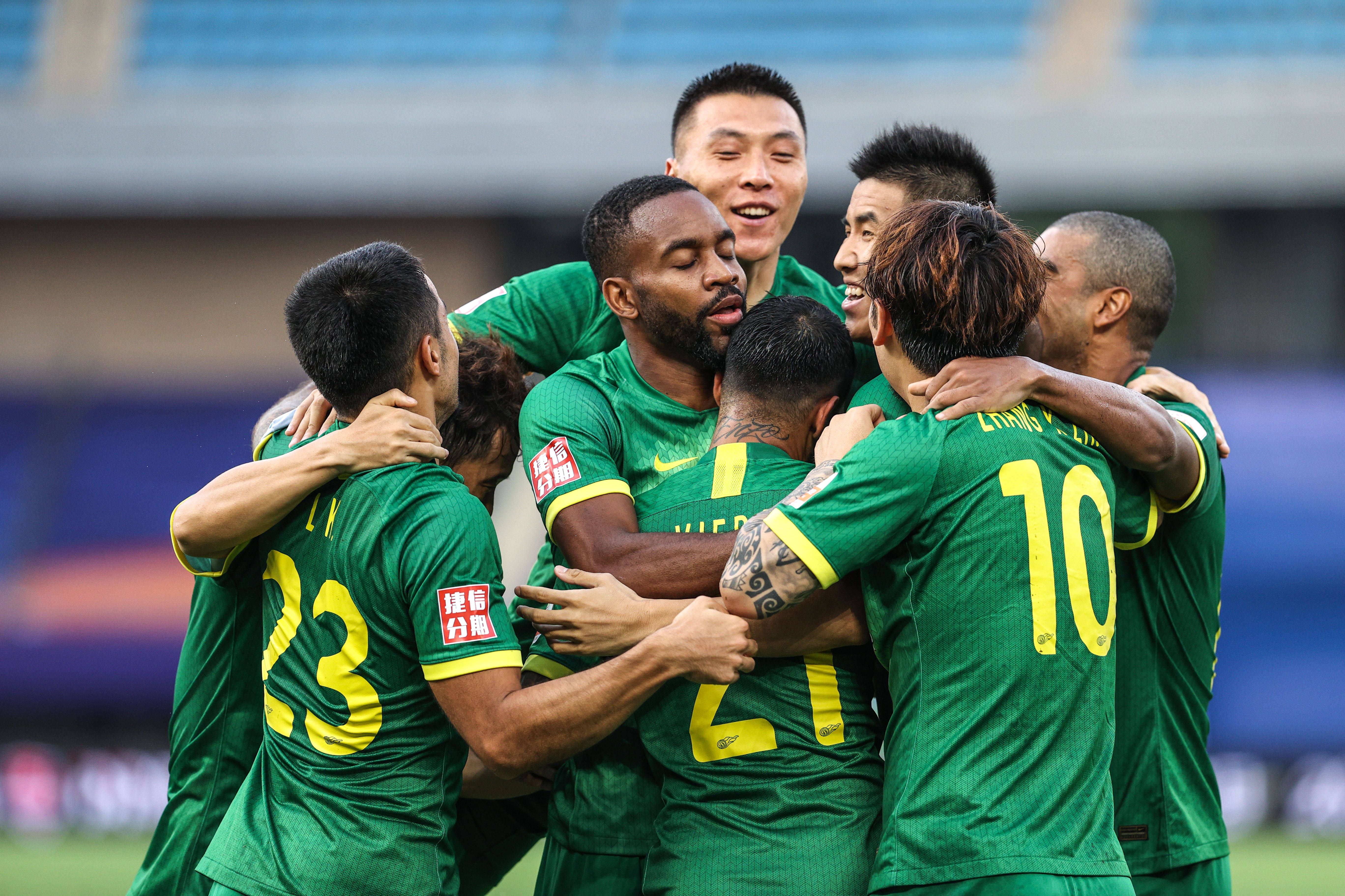 开云下载-北京中赫国安队在客场战胜大连一方的简单介绍