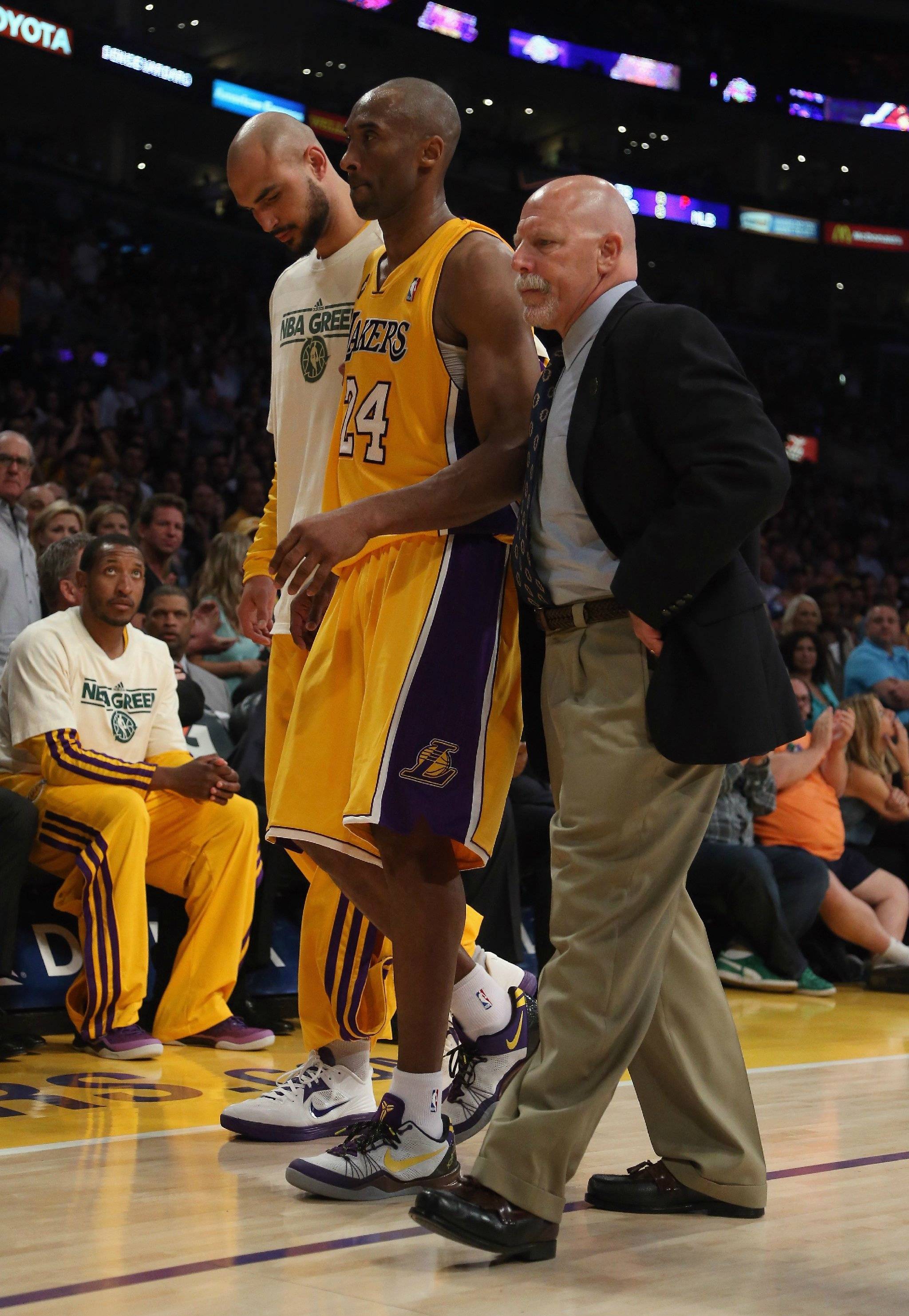 黑贝连砍两双,开拓者客场轻取水花兄弟的简单介绍 黑贝连砍两双,开拓者客场轻取水花兄弟的简单介绍