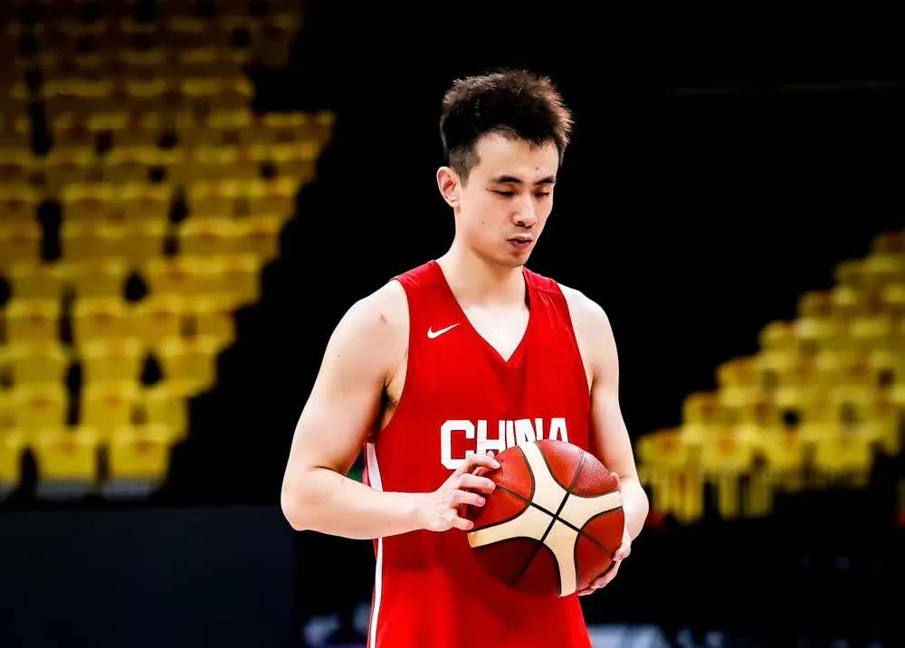 深圳男篮备战全队备战,争取夺胜的简单介绍 深圳男篮备战全队备战,争取夺胜的简单介绍