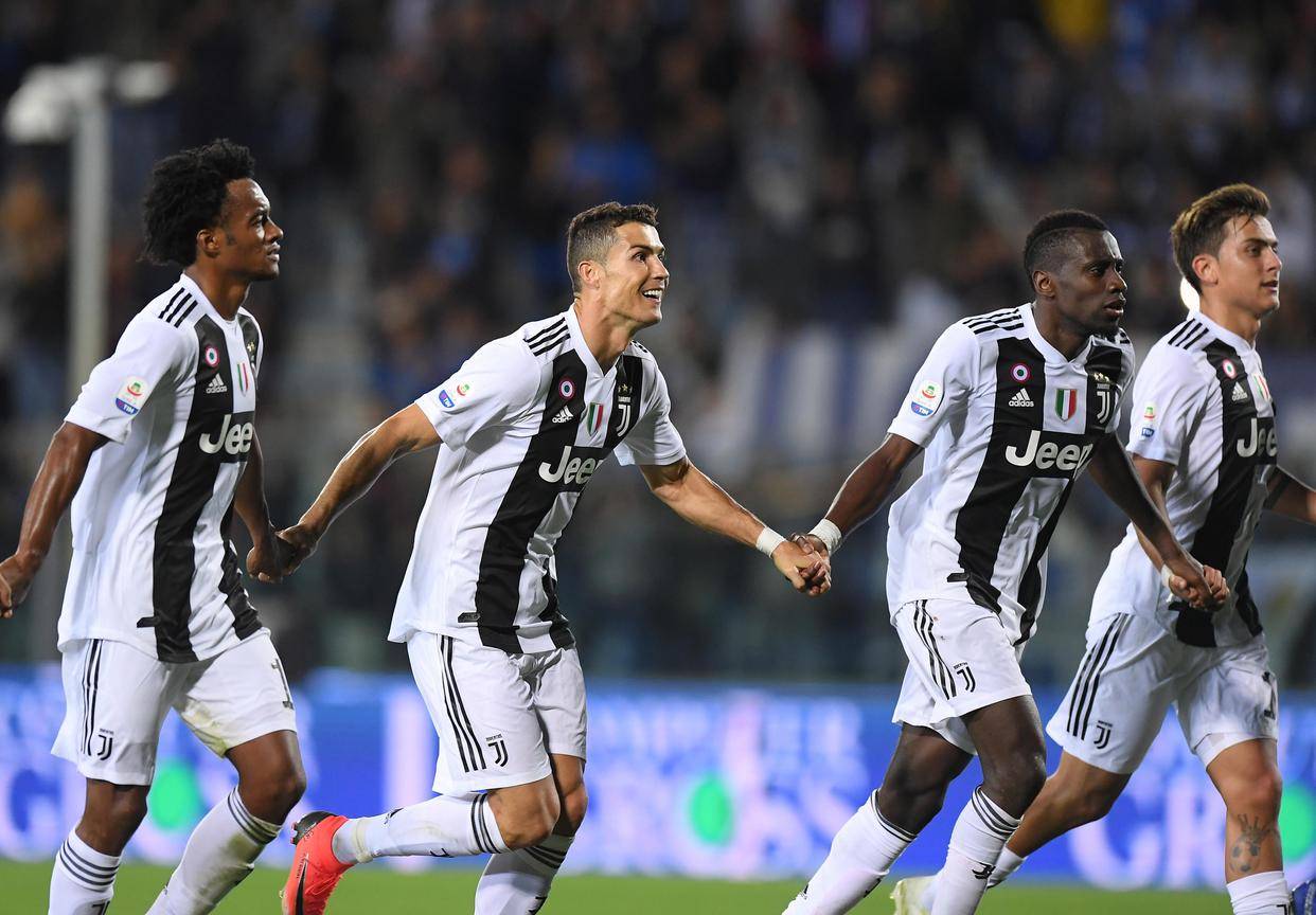 开云体育官方网站-阿贾克斯淘汰多特蒙德，欧冠惊艳登场