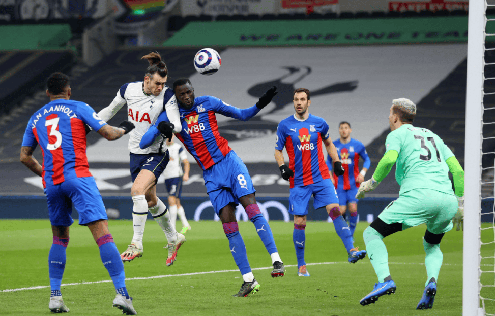 开云APP-关于水晶宫队在英超赛场上获得一场胜利的信息