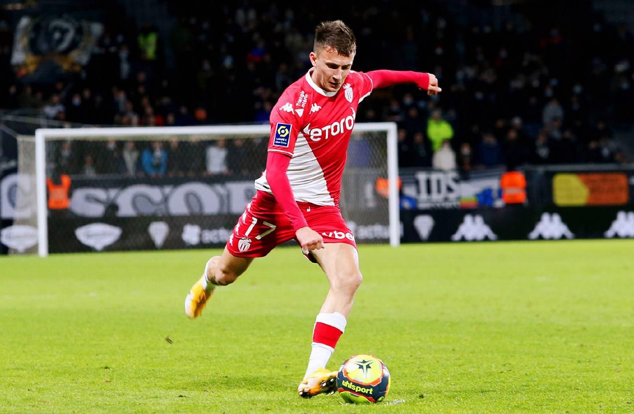 关于里昂主场大胜梅斯,保持领跑优势的信息 关于里昂主场大胜梅斯,保持领跑优势的信息