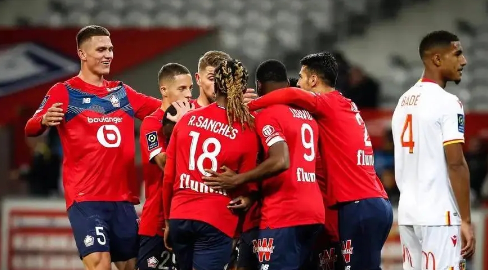 里尔主场迎战南特,保持主场不败 里尔主场迎战南特,保持主场不败