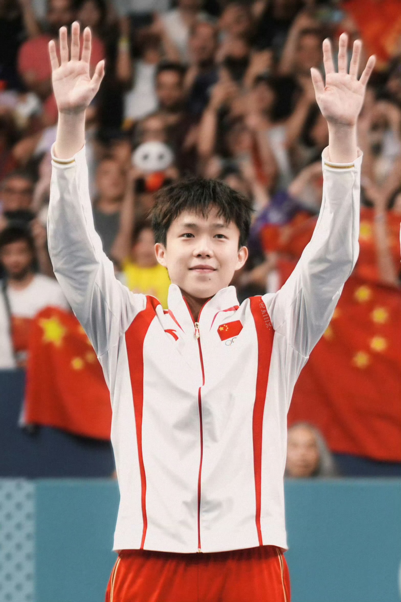 开云APP-运动员在比赛中取得耀眼战绩