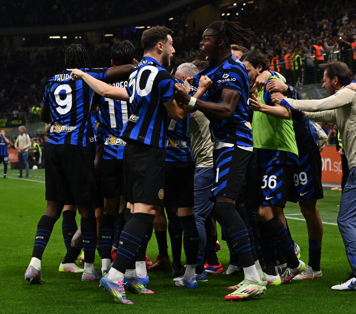 开云体育-包含拉齐奥大胜国际米兰，提前锁定欧冠资格的词条