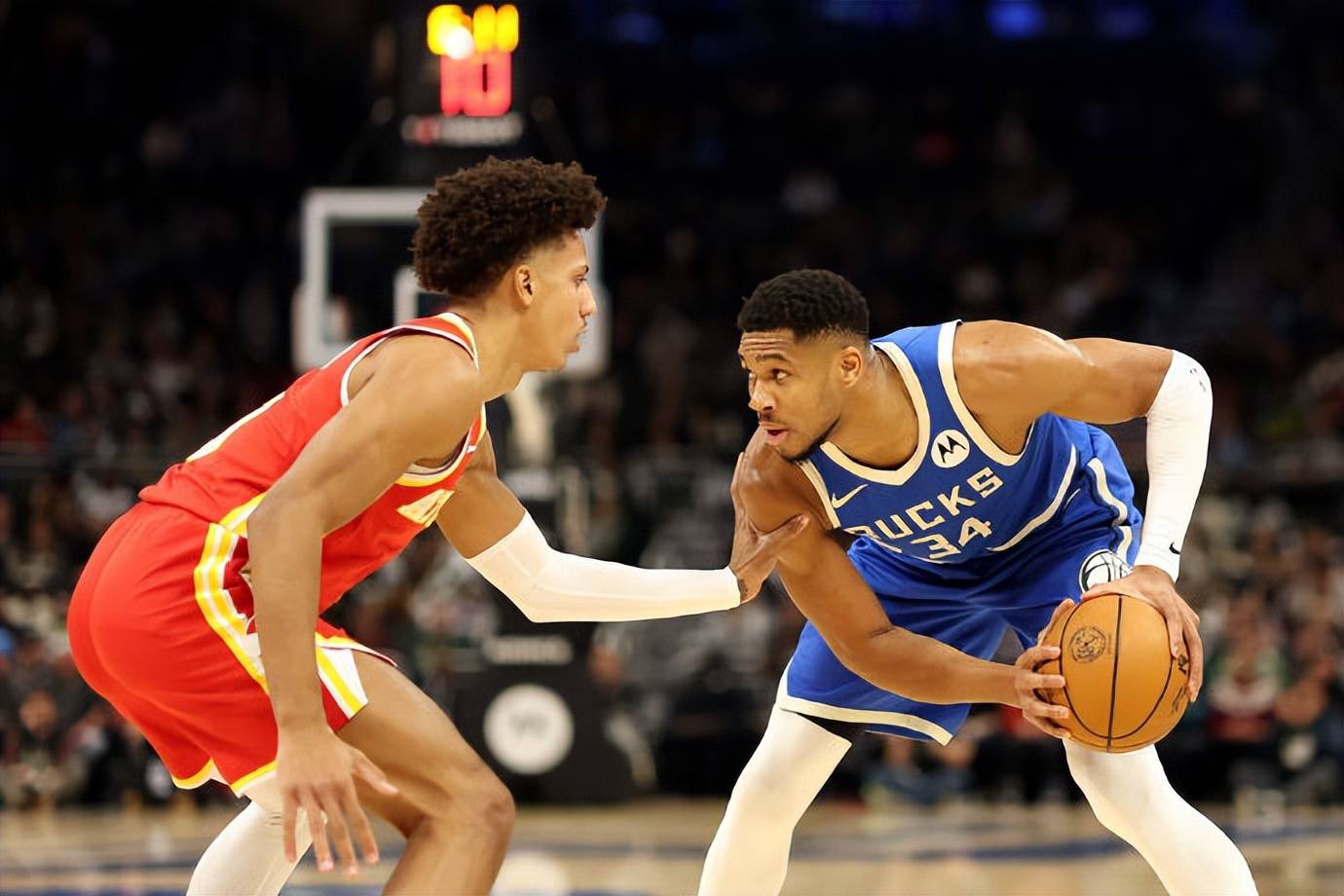 开云平台-雄鹿连胜老鹰，牢牢占据前列