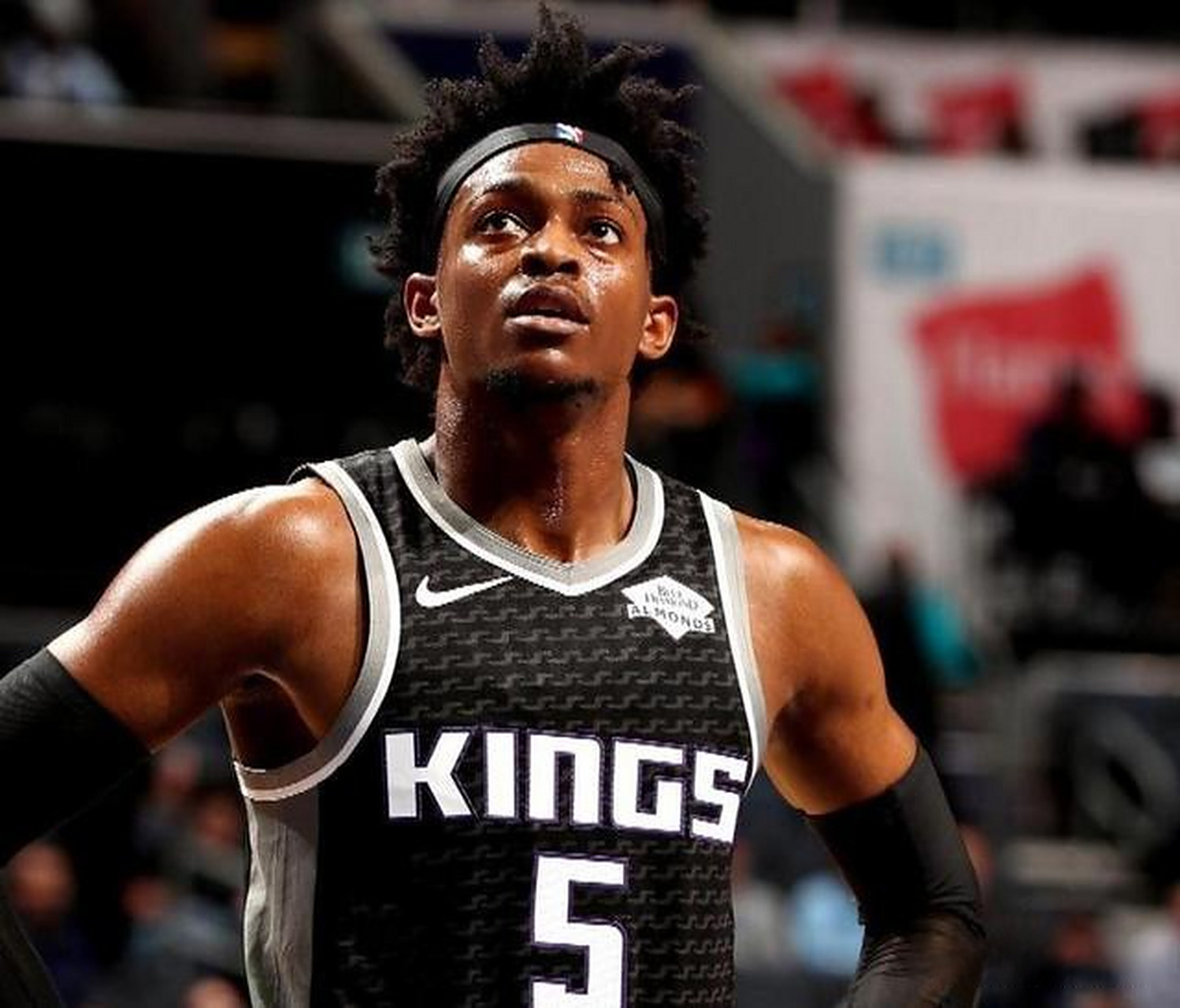 开云平台-南韩男篮绝地反击日本男篮，福克斯送出助攻