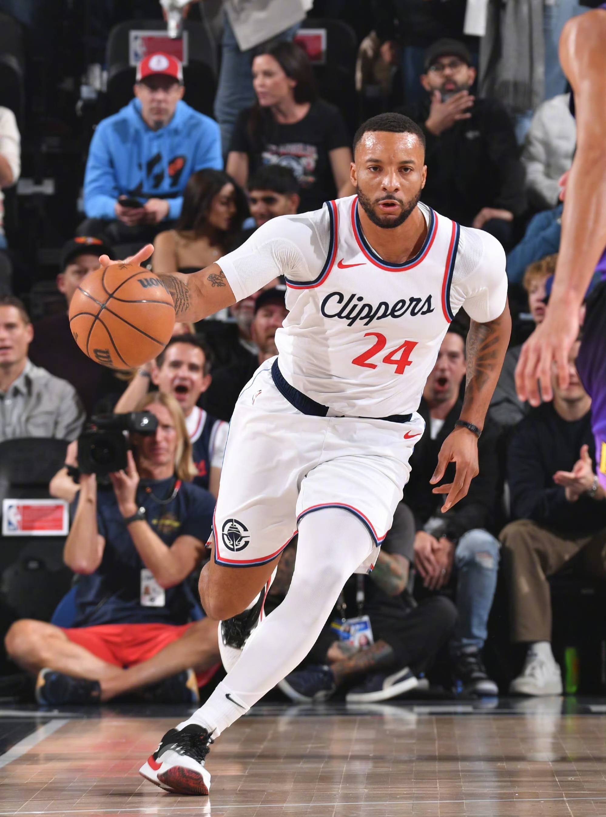 开云体育下载-快船惊险胜出，险些遭逆转的简单介绍