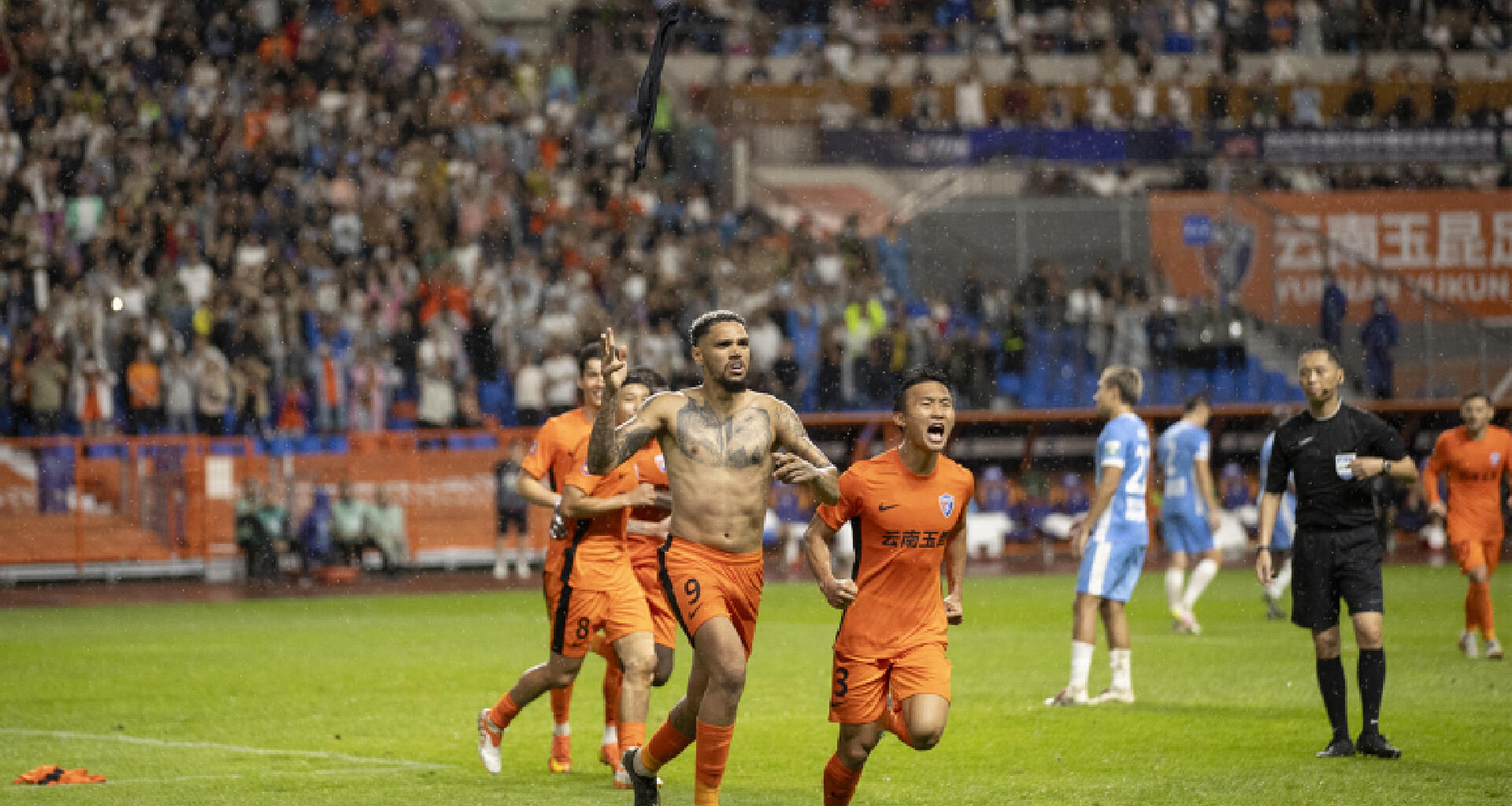 开云体育在线-关于阿根廷强势阿森纳，恩昆库三分雨点燃全场的信息