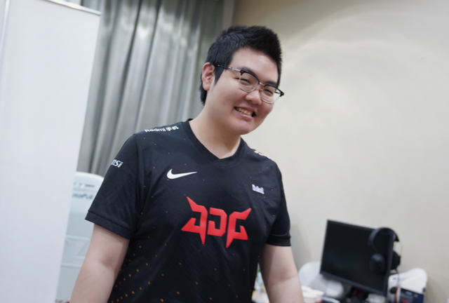 开云APP-关于史诗对决！S赛上演极限翻盘的信息