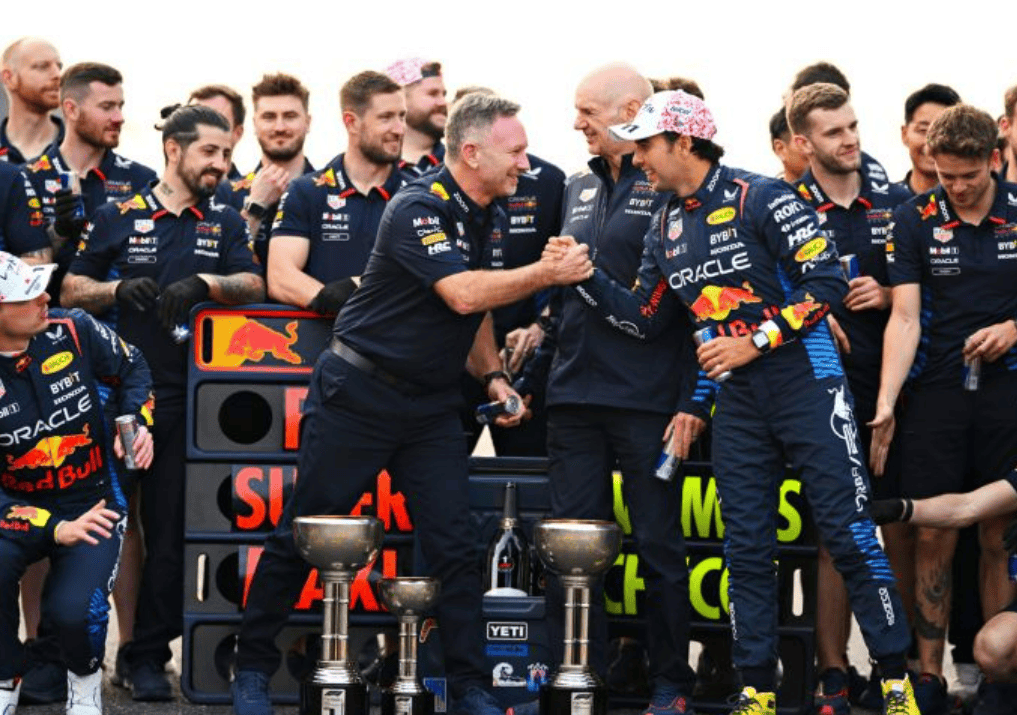 开云平台-法拉利鏖战红牛车队，佩雷兹统治全场