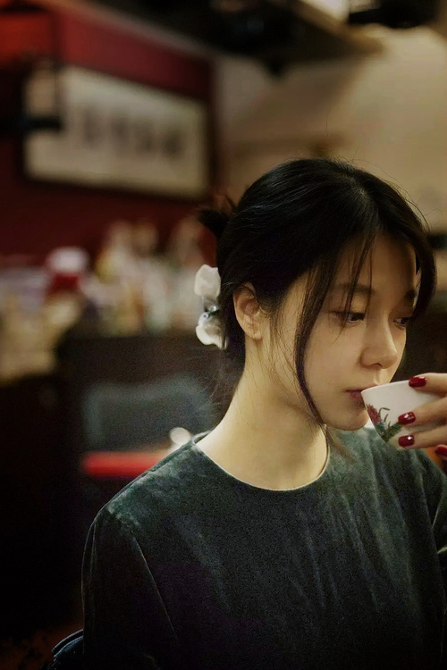 开云体育APP下载-哈利伯顿爆发与雄鹿的坚韧，关键战役背后的战略博弈与心理较量